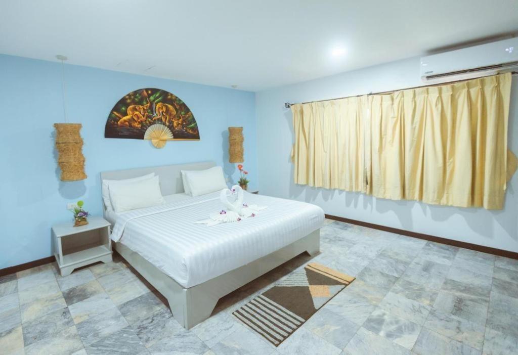 Hotel Nirvana - La Dolce Vita Patong Екстер'єр фото